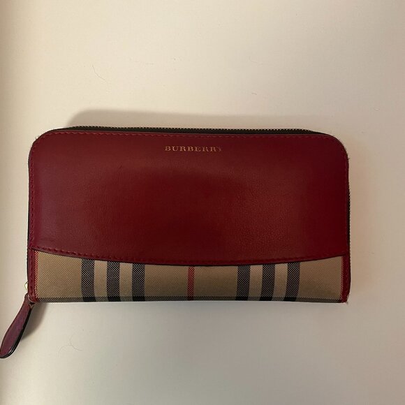 Burberry wallet, red leather and check - Picture 1 of 8